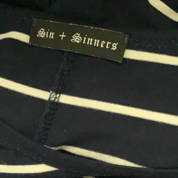 Sin + Sinners black striped top. High low with long sleeves. Size L - Picture 5 of 6